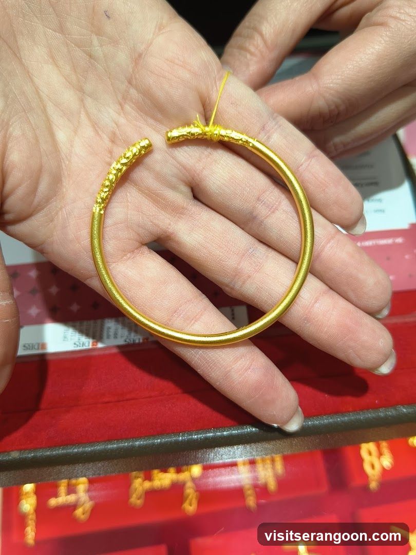 SK Jewellery NEX Serangoon