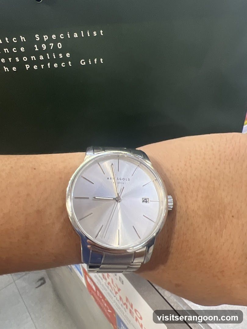 H2 Hub Timepiece - Serangoon Nex