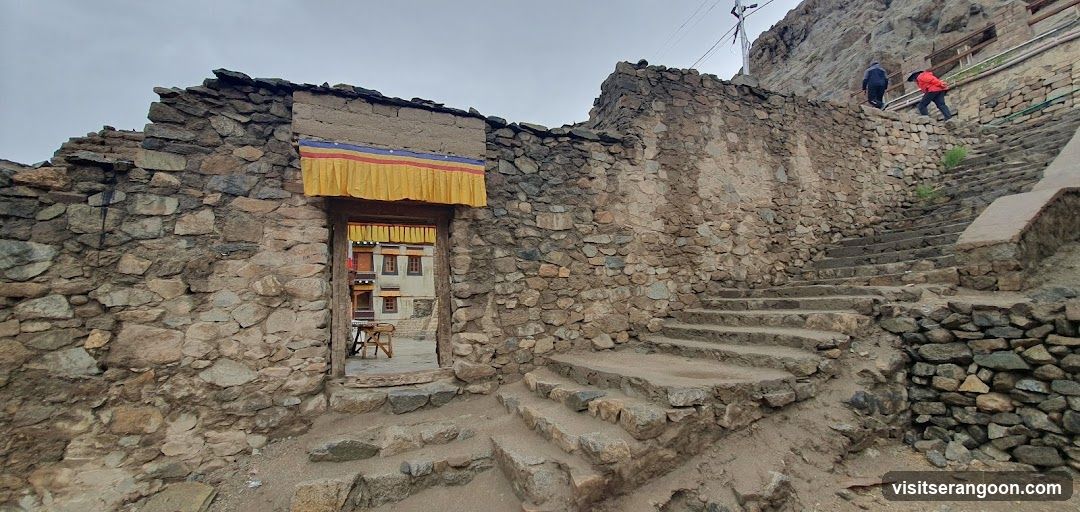 Ik Chin Travel