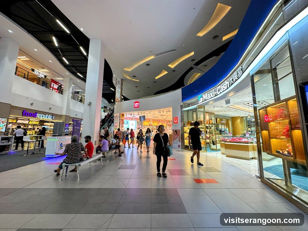 Maxi-Cash (NEX Serangoon)
