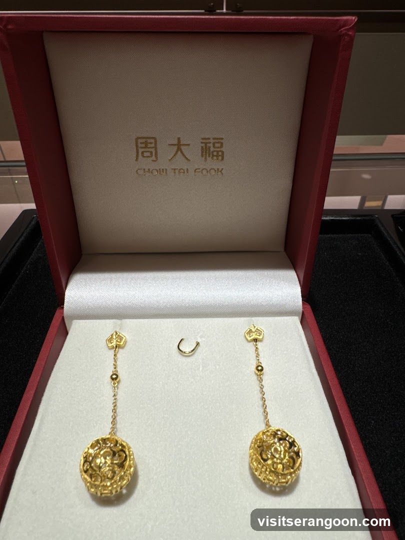 Chow Tai Fook Jewellery NEX Branch