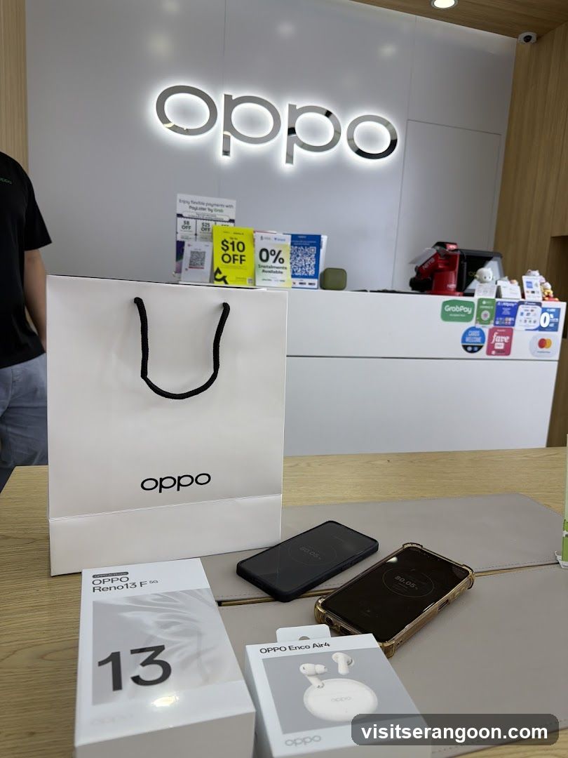 OPPO Concept Store - NEX