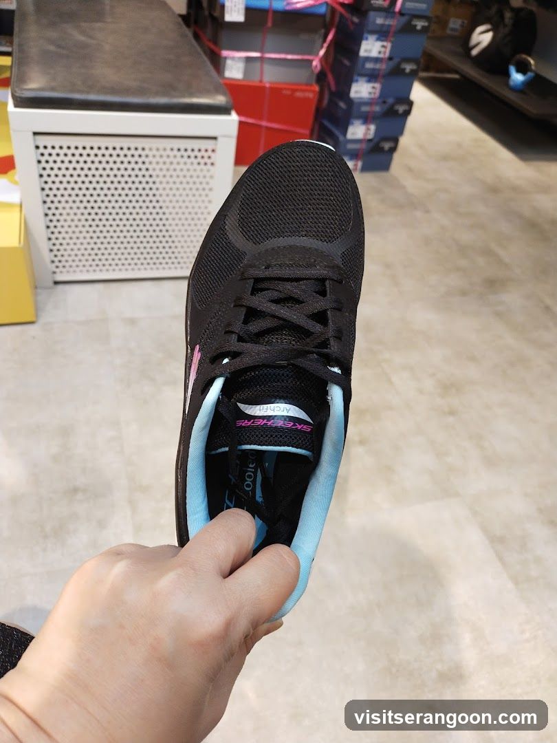 Skechers NEX