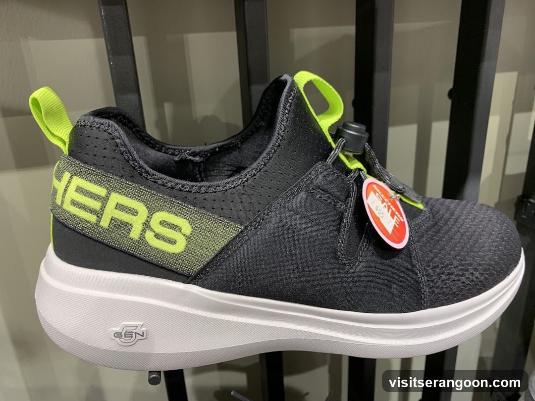 Skechers NEX