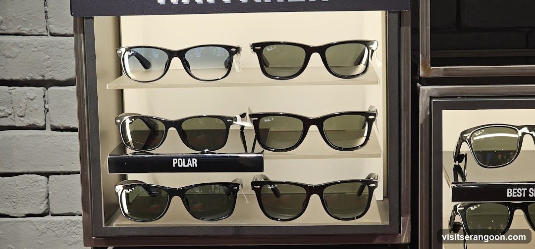 Ray-Ban