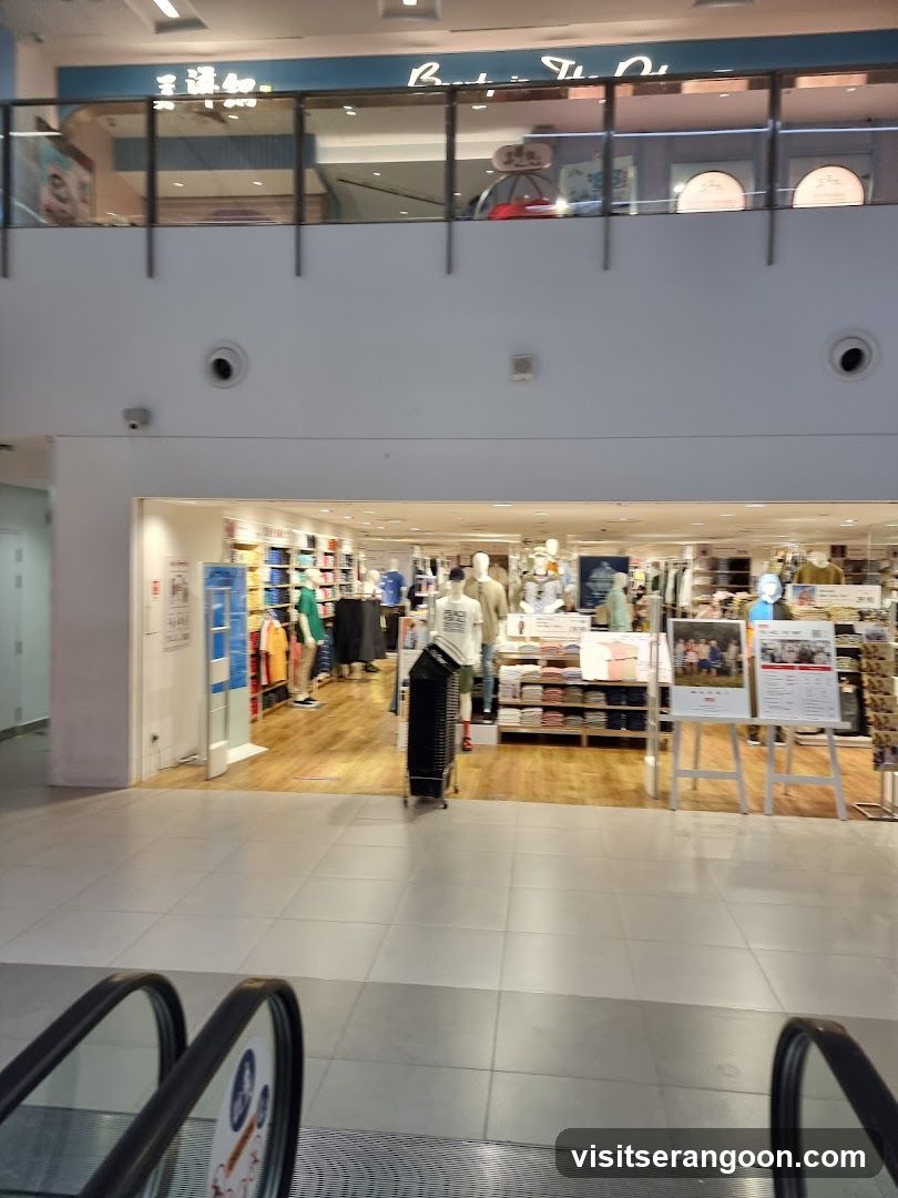 UNIQLO NEX (Same Day Click & Collect)