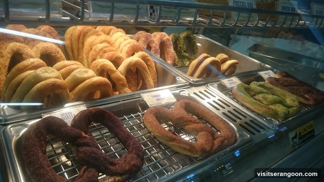 Auntie Anne's Soft Pretzels (NEX)