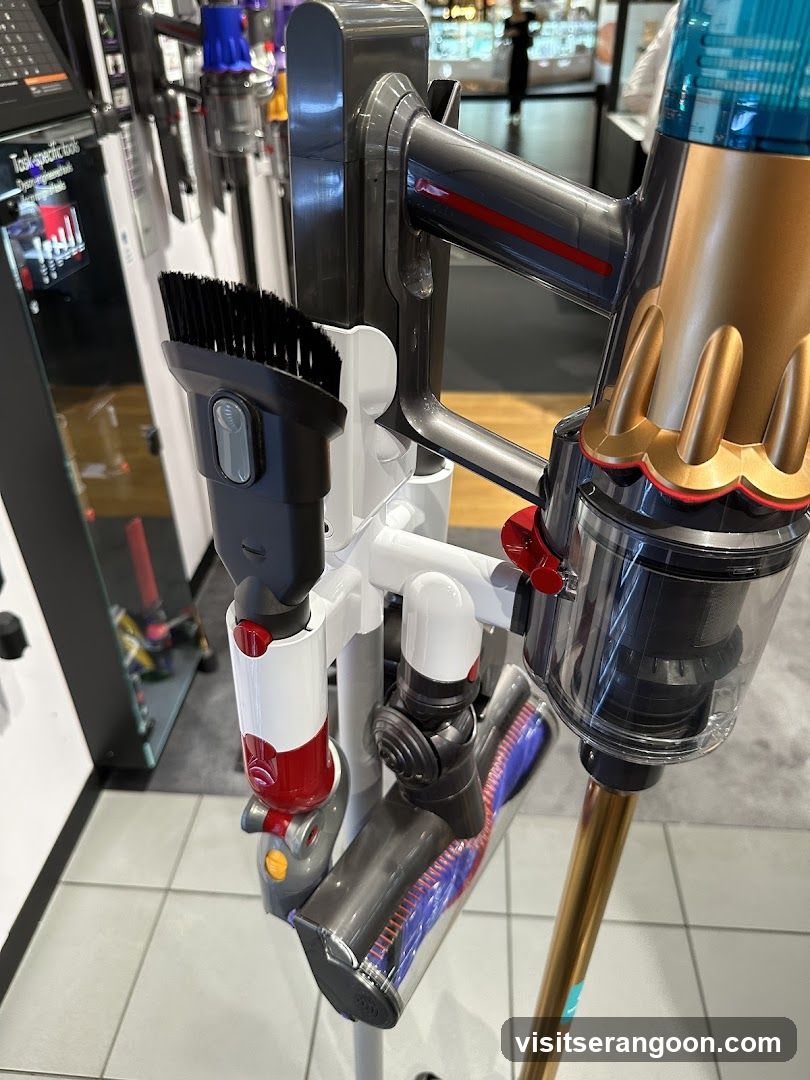 Dyson at Nex