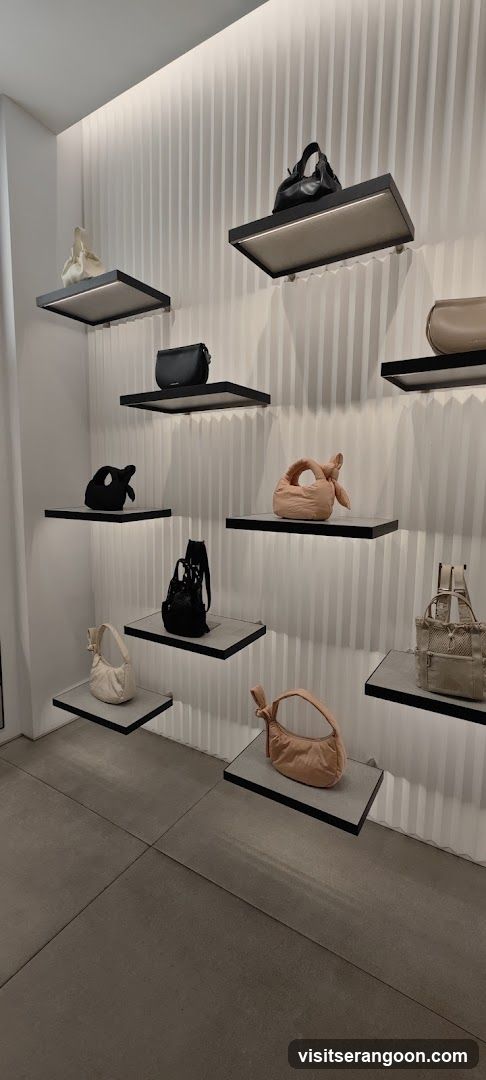 CHARLES & KEITH - NEX