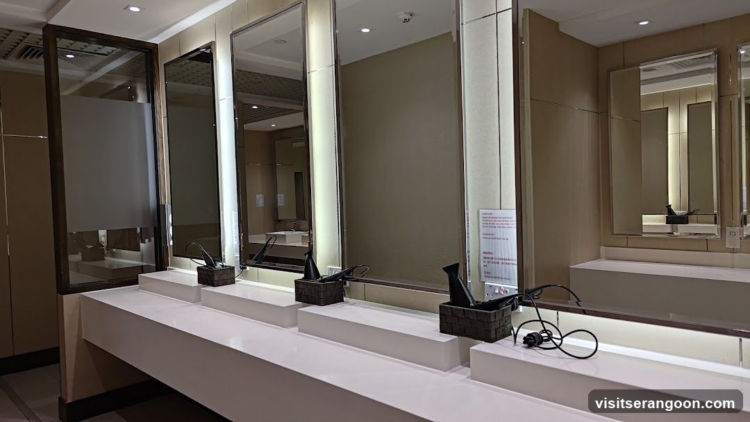 Ambassador Transit Lounge - Terminal 3 (AIRSIDE)