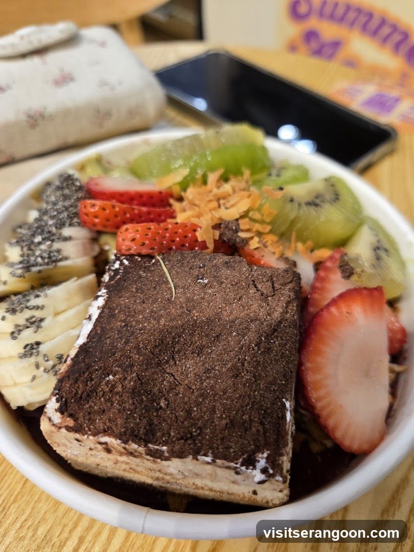 Acai Bowl with Dessert