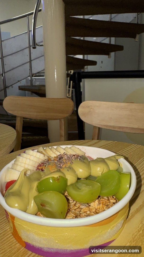 Fruit Bowl with Yogurt and Granola