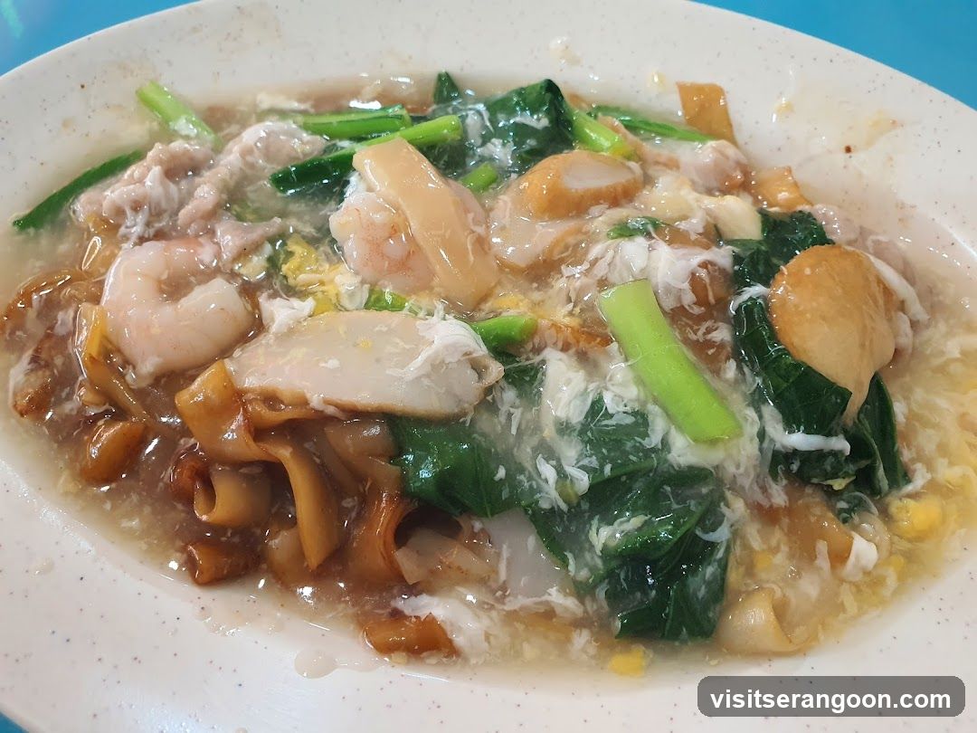 Hor Fun with Seafood and Meat