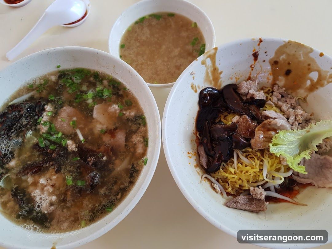 Noodle Soup and Dry Noodles