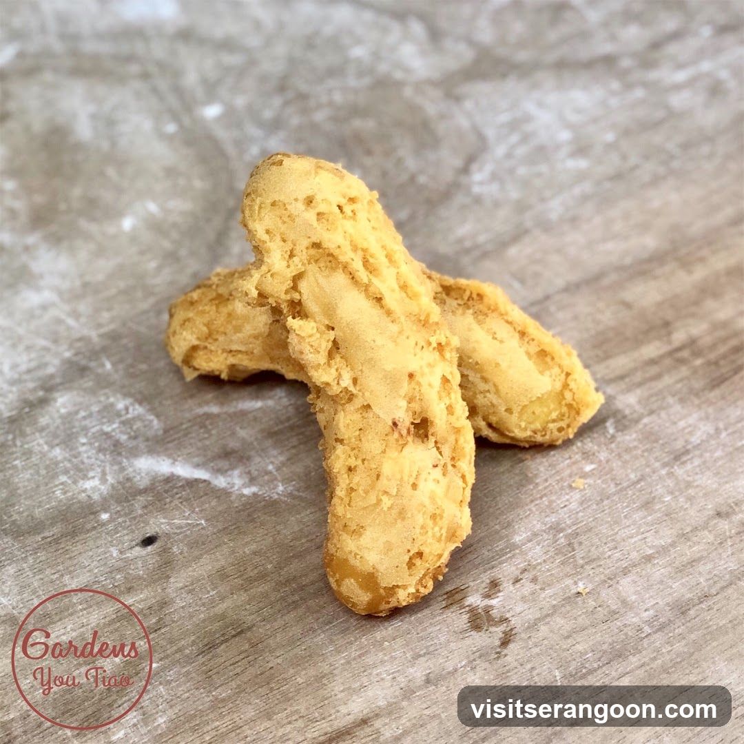 Golden Fried Pastries