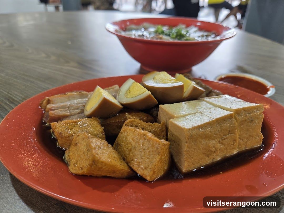 Braised Pork Belly with Tofu and Eggs