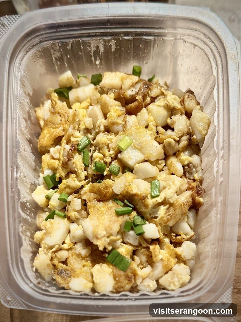 Scrambled Eggs with Turnip Cake