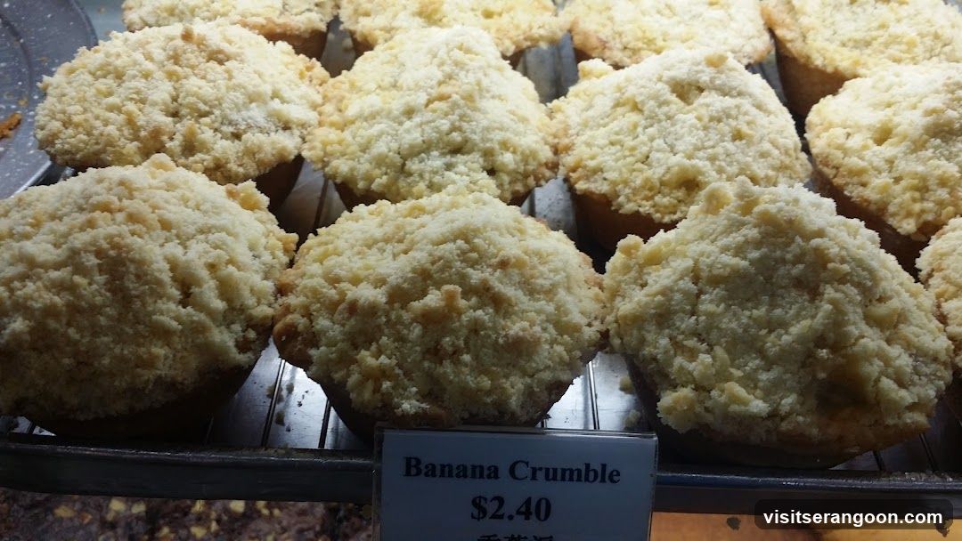 Banana Crumble Muffins