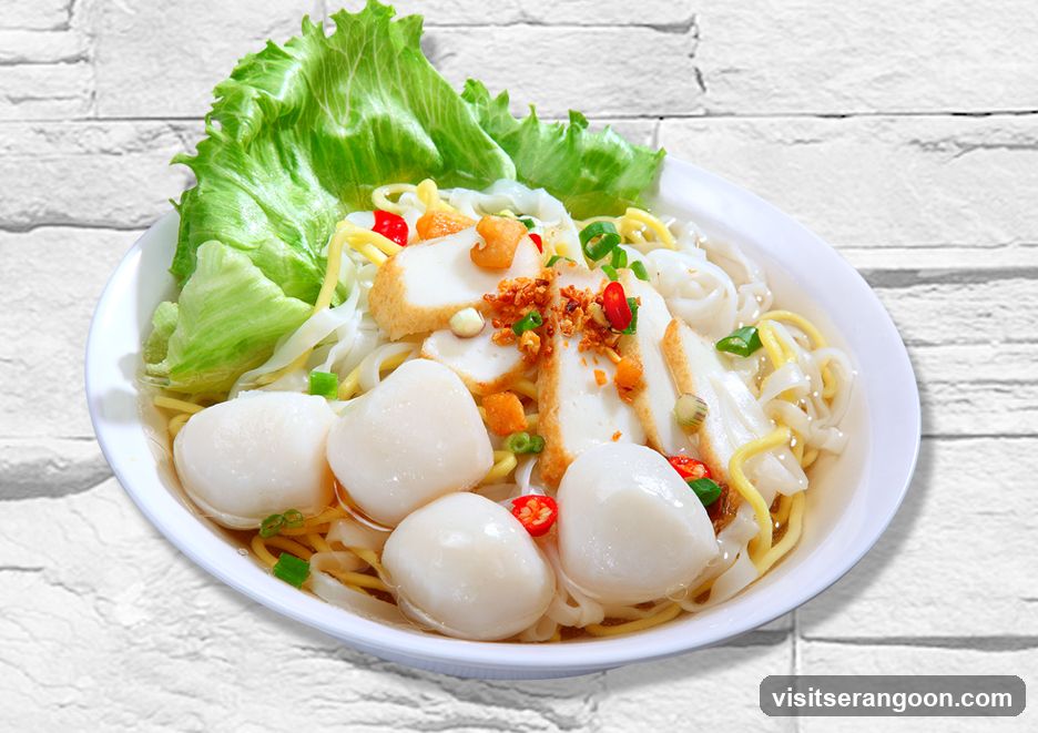 Noodle Soup with Fish Balls and Fish Cakes