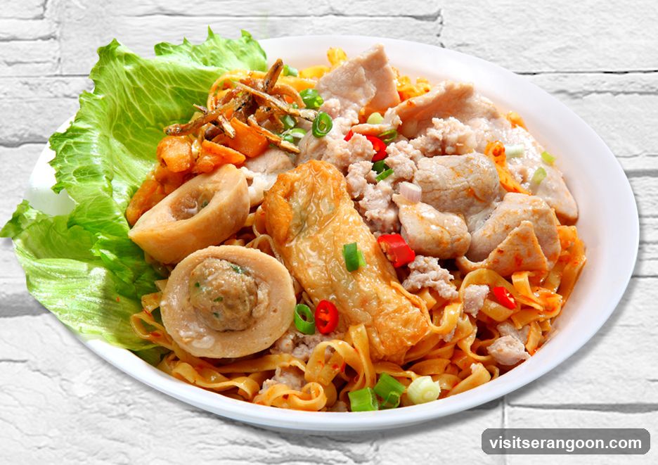 Noodle Dish with Pork and Meatballs